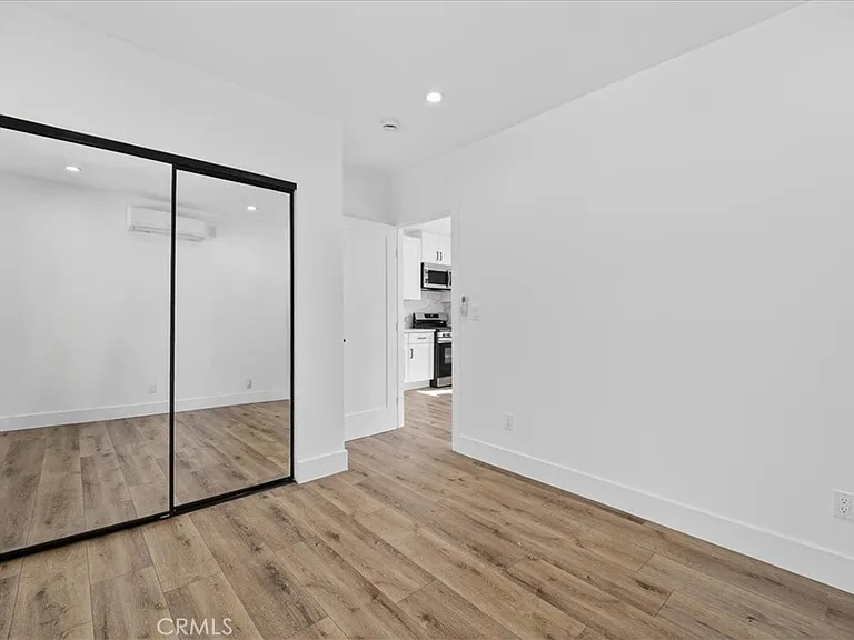 7053 Fallbrook Ave — Photo 14