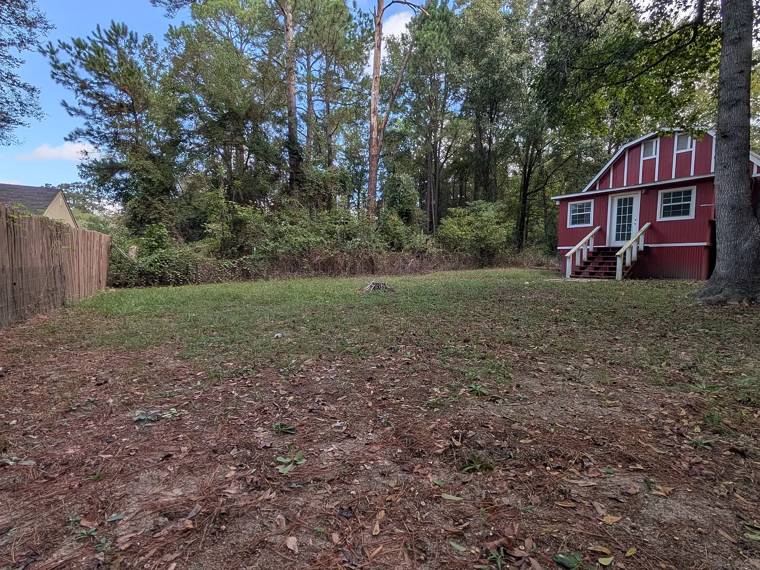 3 bed, 968 sqft, $1,100 — Photo 4