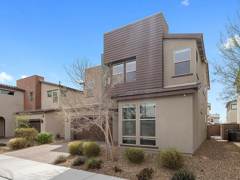 537 Monarch Ridge Ct — Photo 2
