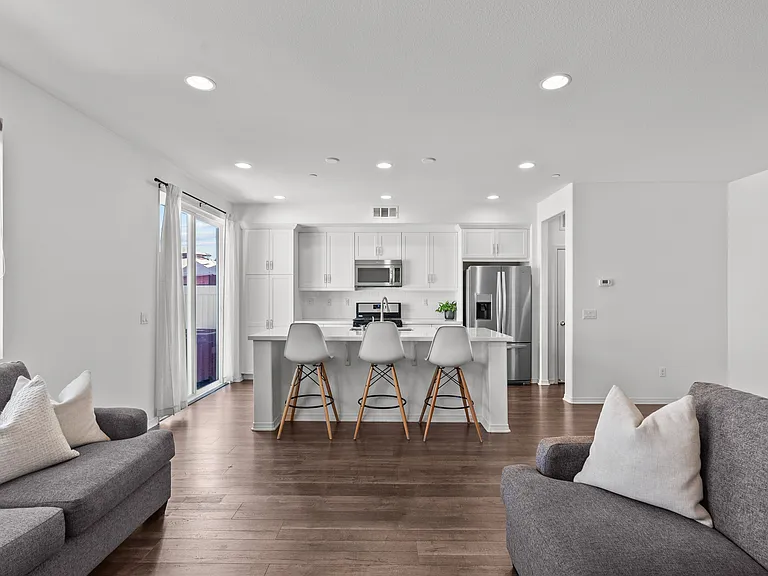 22034 Barrington Way — Photo 3