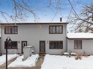 477 W Eagle Lake Dr, Maple Grove, MN 55369
