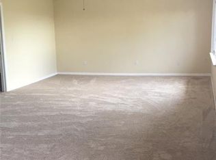 252 Oliphant Ln, Middletown, RI 02842