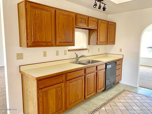 5th image of 3729 E Trevino Dr