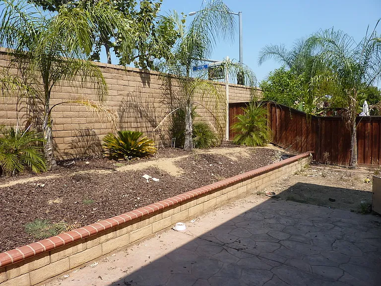 27090 Dolostone Way — Photo 3