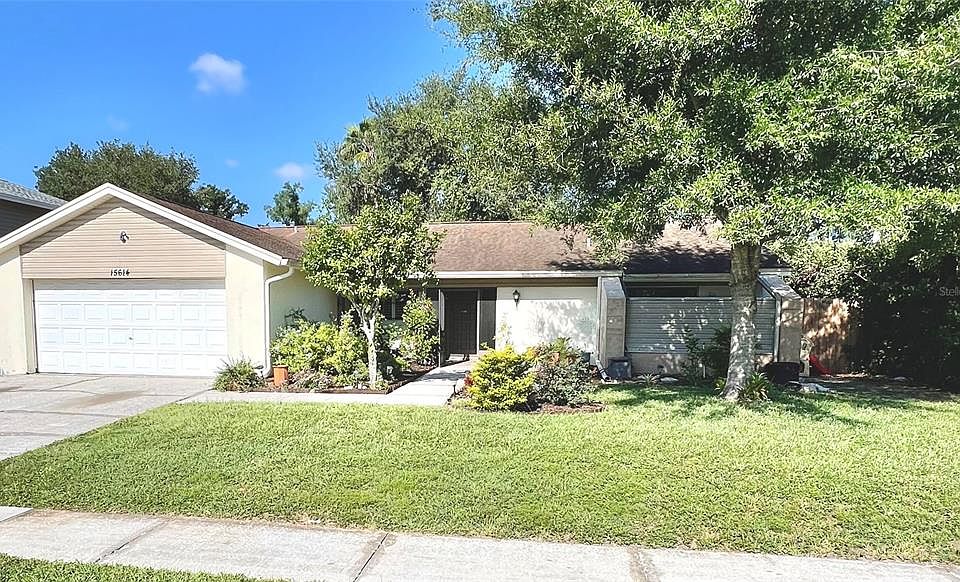 1st image of 15614 Farnsworth Ln