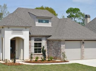 117 Talon Rd, Youngsville, LA 70592