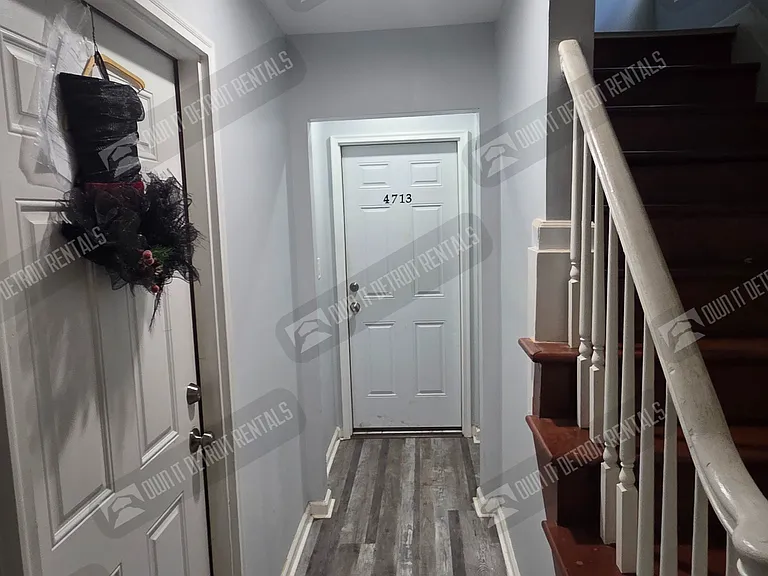 3 bed, 1.0 bath, 1277 sqft, $1,020 — Photo 23