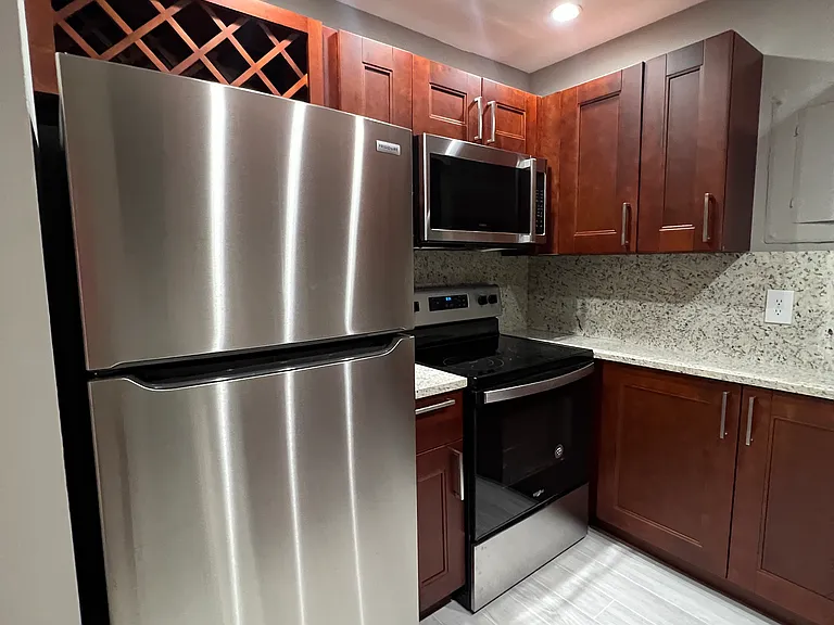 4109 Bellasol Cir #1114 — Photo 5