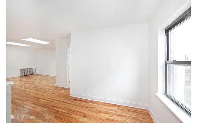 Rented by Douglas Elliman | media 11