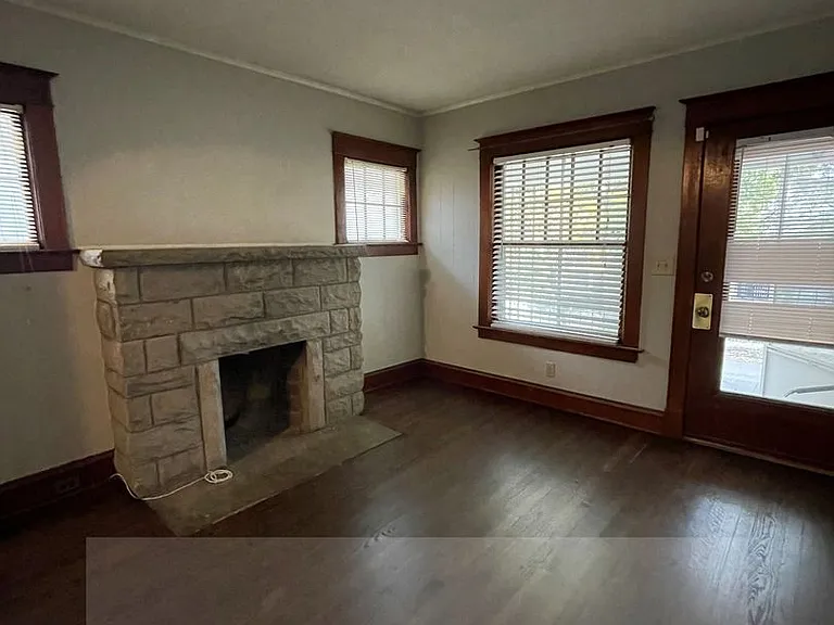 4545 Fairmount Ave — Photo 6