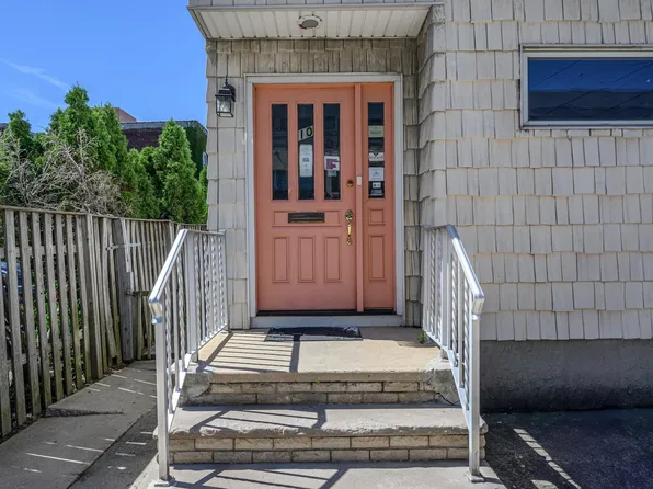 10 West 46th Street image 2 of 40