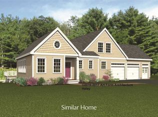 8 Jacqueline Way, Stratham, NH 03885