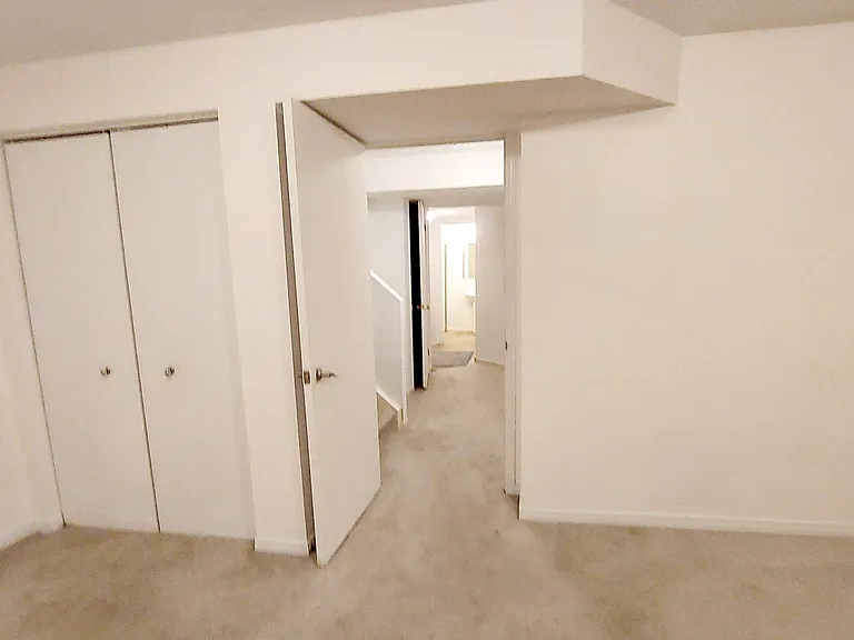 920 Edinburgh Rd S #7 — Photo 15