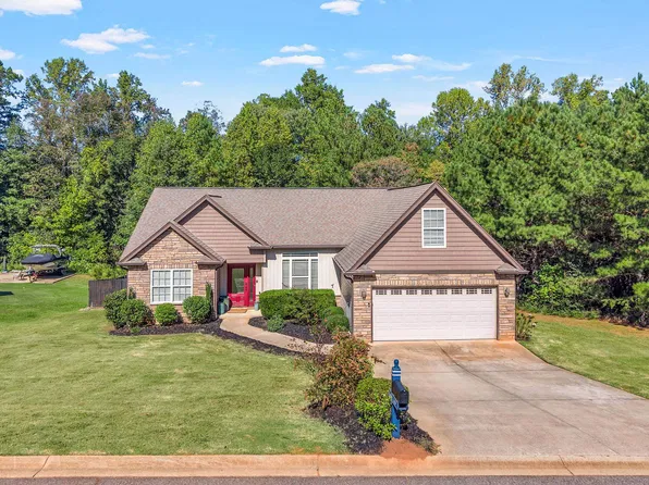 449 Abberly Ln, Boiling Springs, SC 29316