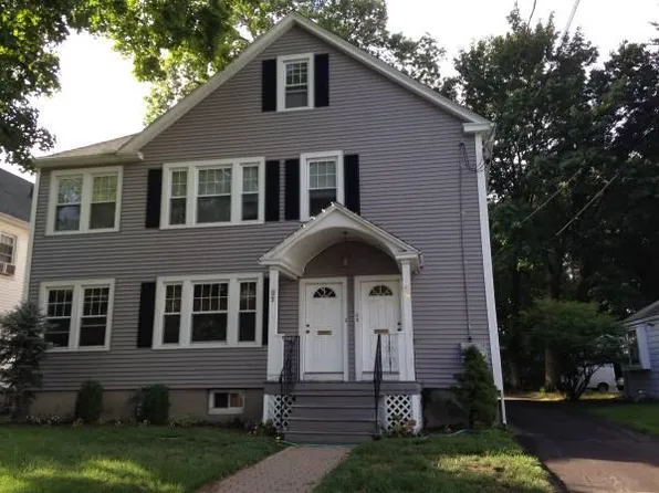 27 Vera St, West Hartford, CT 06119