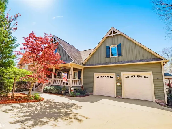 1021 Newport Dr, Ellijay, GA 30540