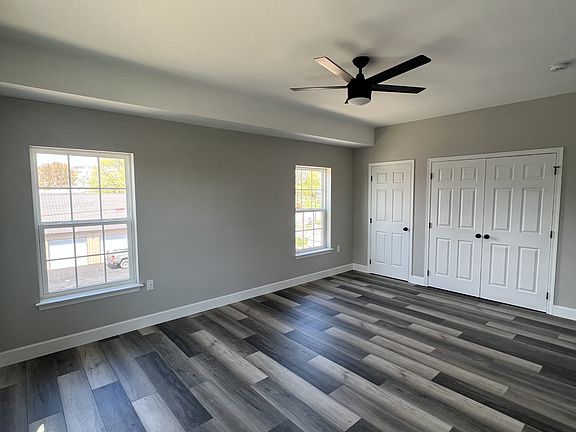 4th image of 24 S Elm St #11563992