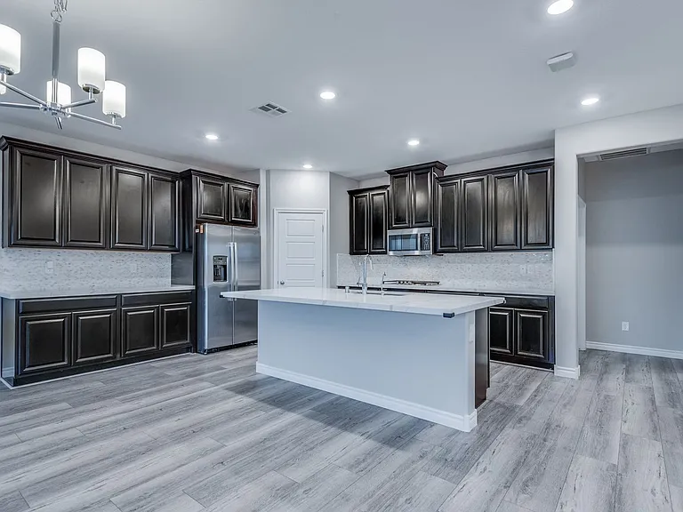 10764 Maltese Falcon Ave — Photo 2