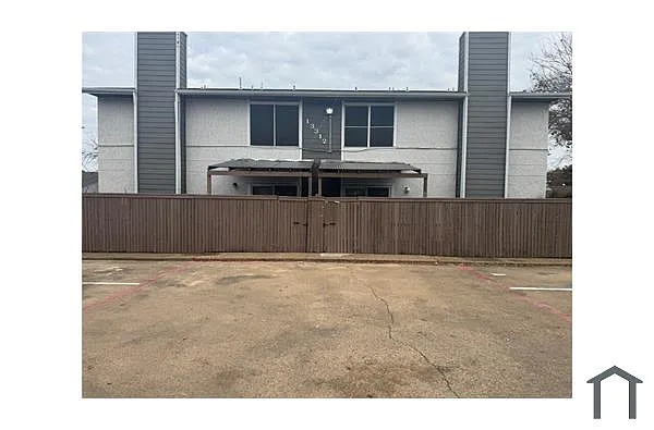 Building Photo - 13312 Goodland Pl