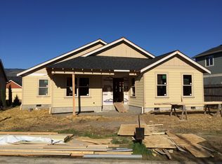 1019 Lithia Way, Talent, OR 97540