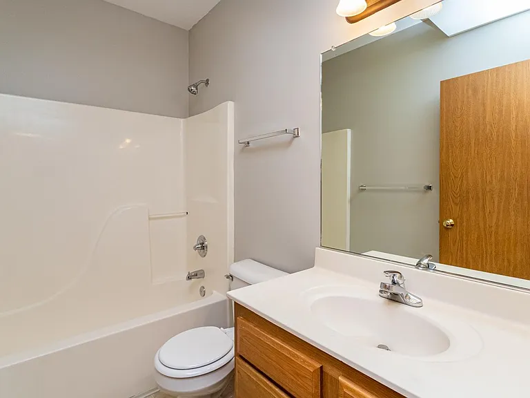 4630 Twain St — Photo 25