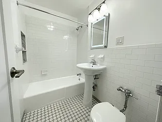 Rented by Bruma Realty LLC