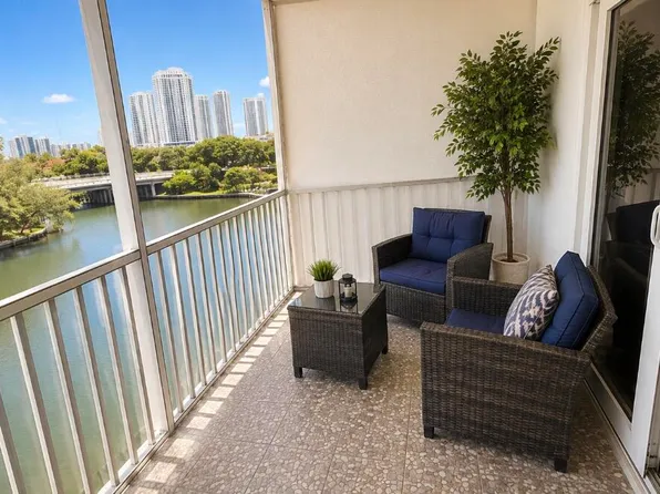 300 Diplomat Parkway #514, Hallandale Beach, FL 33009