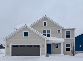 2870 Sweetflag Ct, Kentwood, MI 49512