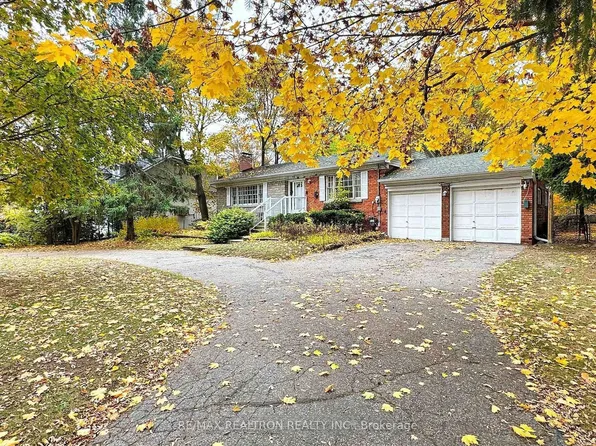 20 W Hill Dr, Scarborough, ON M1E 3T5