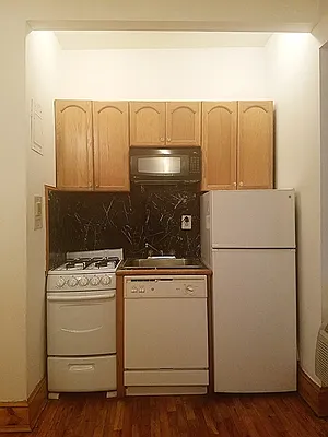 Rented by Keller Williams NYC | media 33