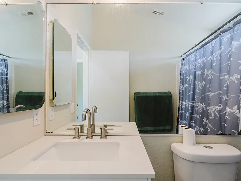 45041 Colleen Dr — Photo 20