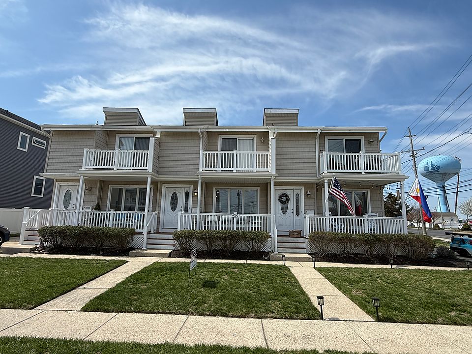 1st image of 4000 Bayshore Ave #B