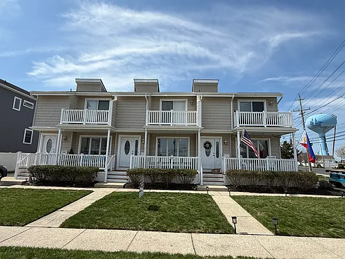4000 Bayshore Ave #B Photo 1
