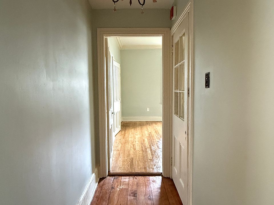 Front door/Entrance to Primary Suite