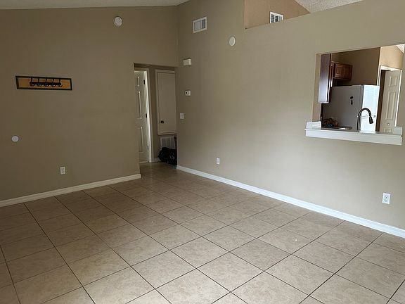 3rd image of 2634 Adela Ave