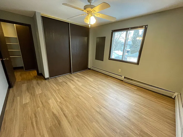 3305 Bryant Ave S — Photo 10