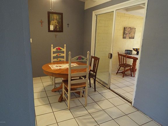 3rd image of 710 N Avenida Feliz