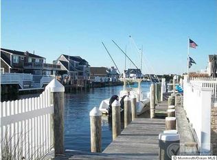 211 Ketch Rd, Mantoloking, NJ 08738