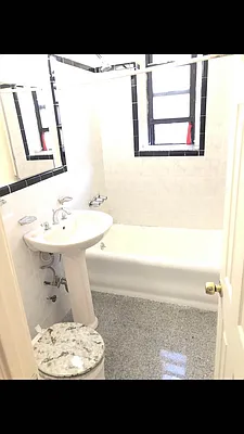 Rented by Showcase Realty | media 2