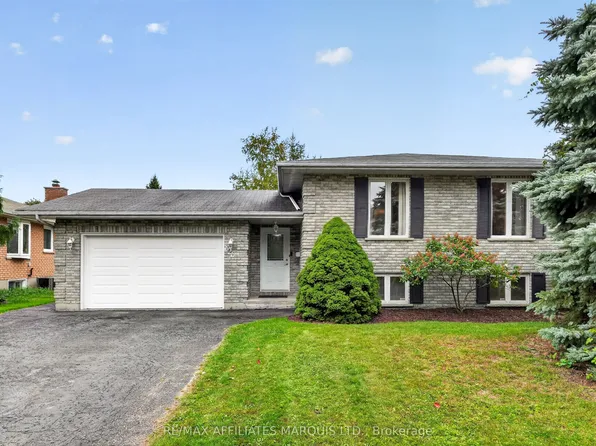 828 Chelsea Cres, Cornwall, ON K6H 6Y7