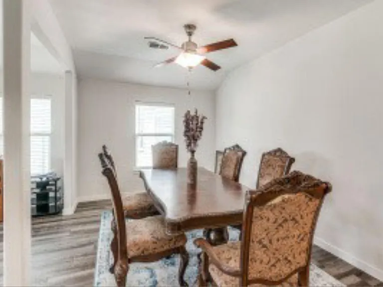 8921 Prairie Dawn Dr — Photo 11