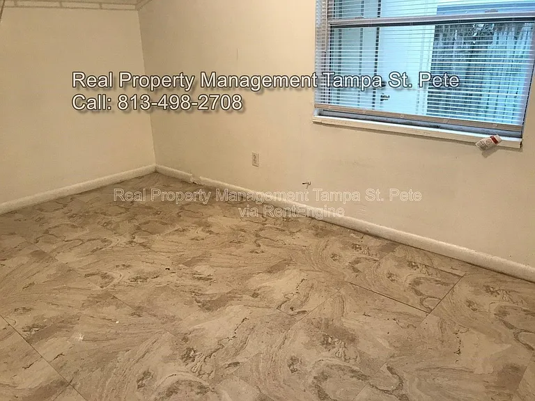 8404 N Mulberry St — Photo 12