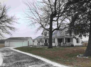 7088 11th Rd, Bourbon, IN 46504