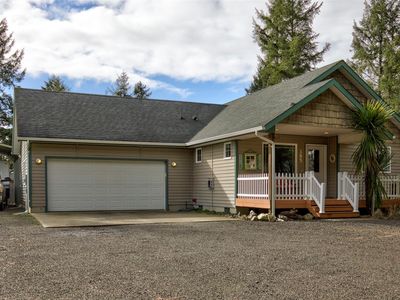 395 Snahapish Avenue SE, Ocean Shores, WA, 98569