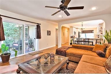 5th image of 10065 Larwin Ave #0