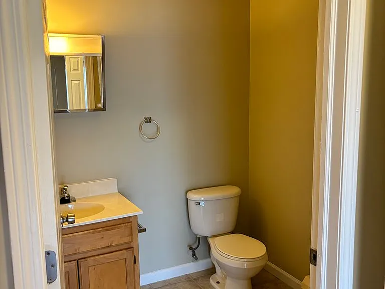 Lakepointe Apartment Homes — Photo 23