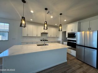 10430 E Silver Fox Dr, Tucson, AZ 85748