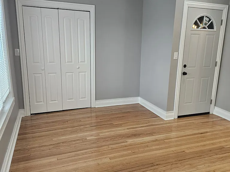 5934 W Wilson Ave #2 — Photo 4