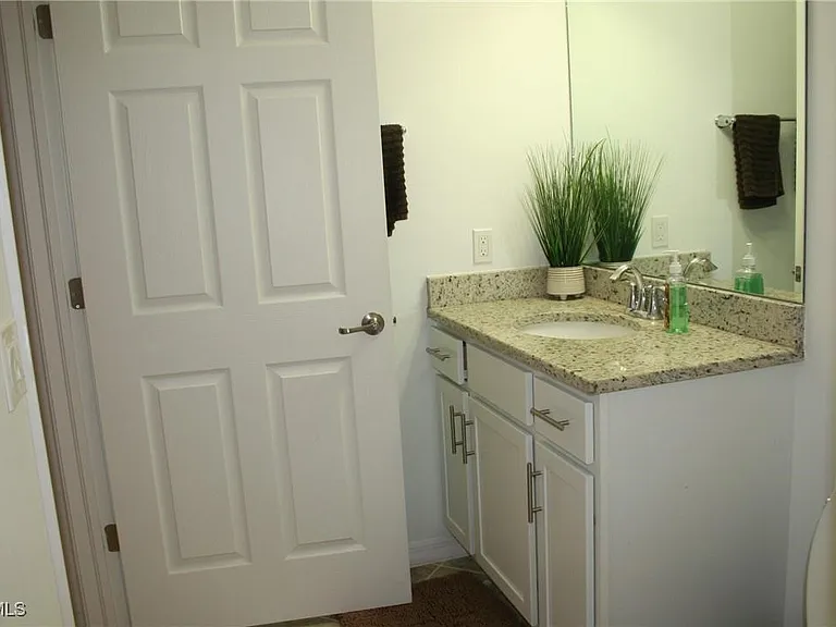 43020 Greenway Blvd #314 — Photo 10