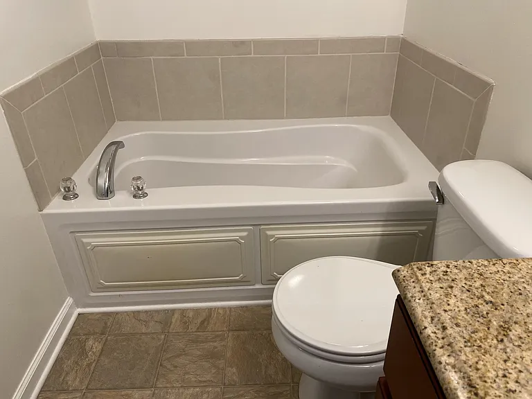 1060 Somerset Springs Dr — Photo 9